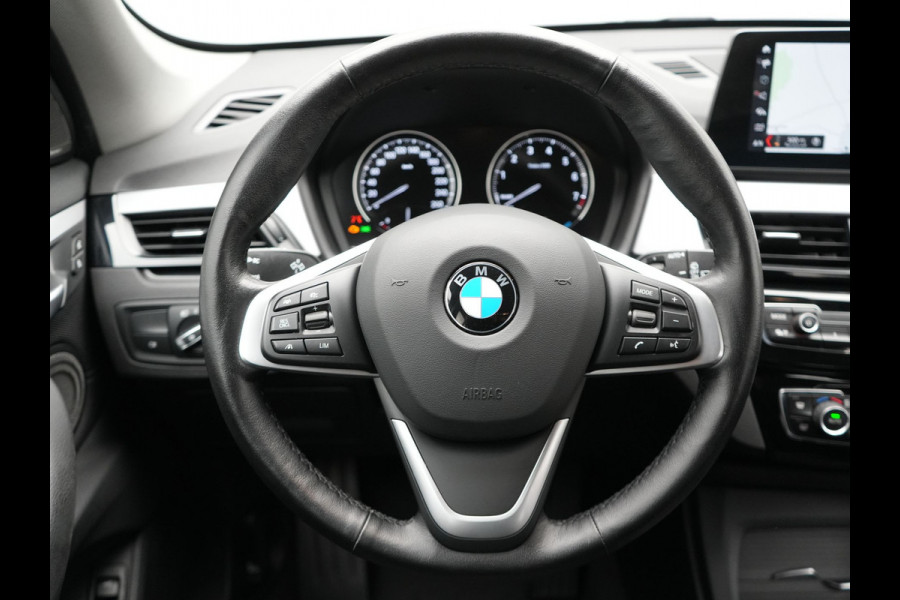 BMW X1 xDrive25e eDrive Edition Plug In Hybrid 220pk Dealer O.H PHEV | Adaptive Cruise | Head Up | Harman Kardon Sound | Stoelverwarming | Camera | Navigatie | DAB |