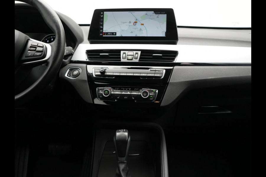 BMW X1 xDrive25e eDrive Edition Plug In Hybrid 220pk Dealer O.H PHEV | Adaptive Cruise | Head Up | Harman Kardon Sound | Stoelverwarming | Camera | Navigatie | DAB |