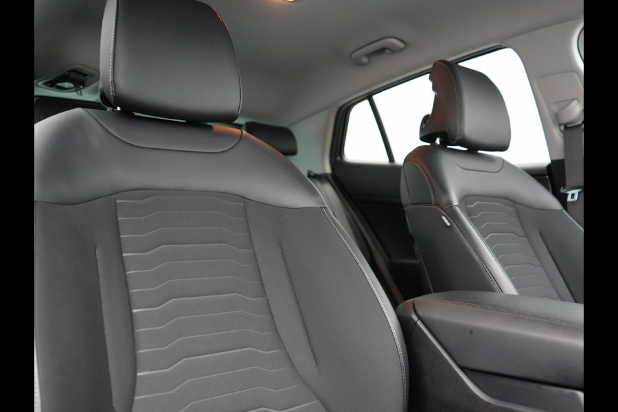 Kia Sportage 1.6 T-GDi 4WD DynamicLine Plug In Hybrid 265pk Dealer O.H PHEV | Widescreen | Adaptive Cruise |  Sportstoelen Verwarmd | Apple Carplay | Stuur Verwarmd | Navigatie | Virtual | Camera | DAB |