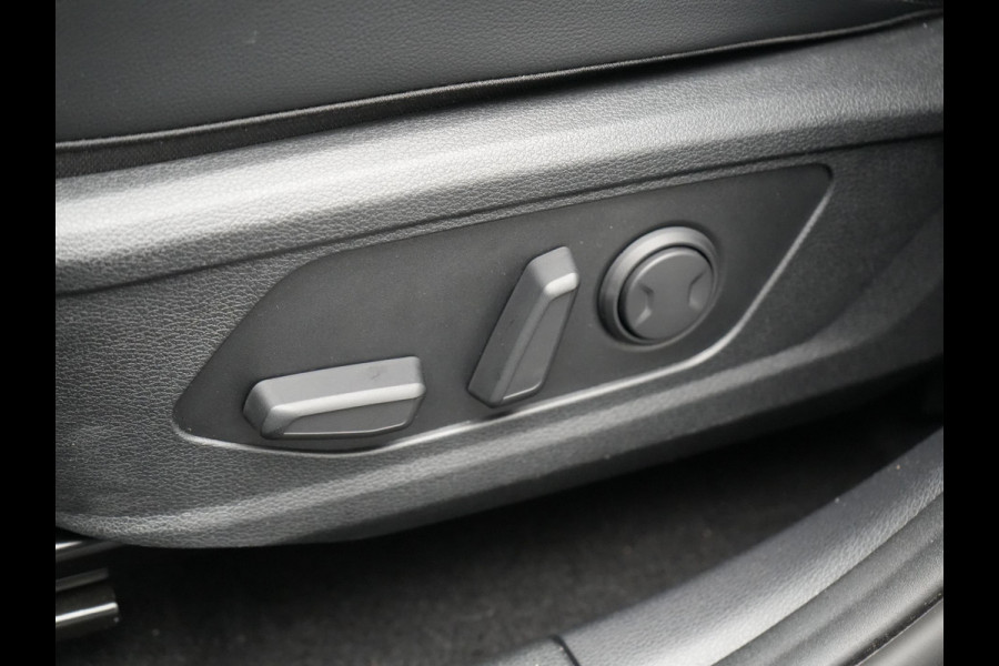 Kia Sportage 1.6 T-GDi 4WD DynamicLine Plug In Hybrid 265pk Dealer O.H PHEV | Widescreen | Adaptive Cruise |  Sportstoelen Verwarmd | Apple Carplay | Stuur Verwarmd | Navigatie | Virtual | Camera | DAB |