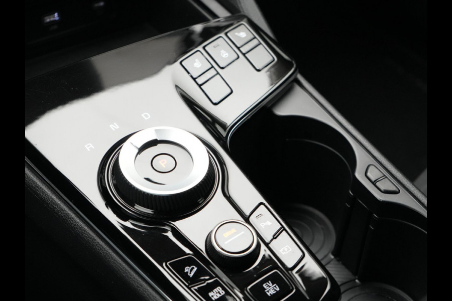 Kia Sportage 1.6 T-GDi 4WD DynamicLine Plug In Hybrid 265pk Dealer O.H PHEV | Widescreen | Adaptive Cruise |  Sportstoelen Verwarmd | Apple Carplay | Stuur Verwarmd | Navigatie | Virtual | Camera | DAB |