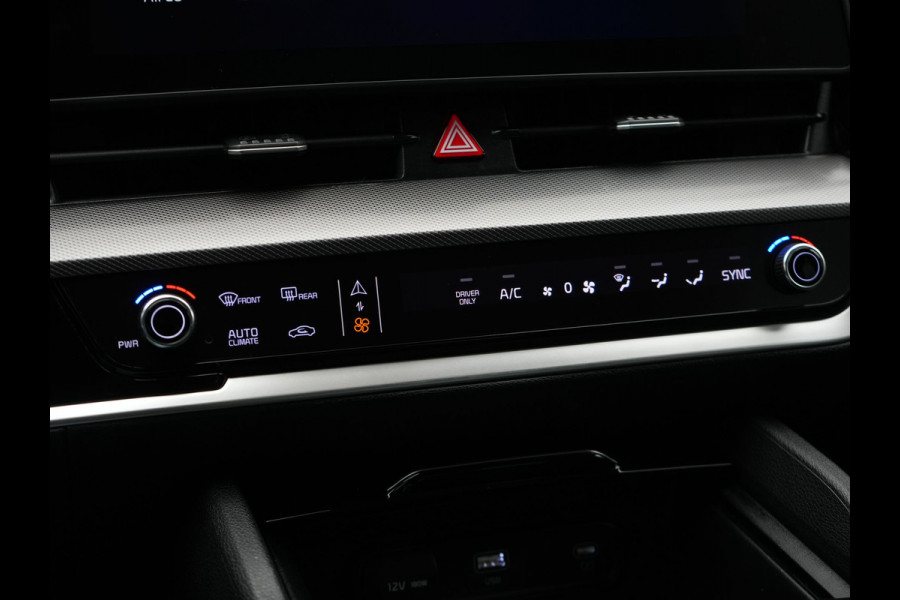 Kia Sportage 1.6 T-GDi 4WD DynamicLine Plug In Hybrid 265pk Dealer O.H PHEV | Widescreen | Adaptive Cruise |  Sportstoelen Verwarmd | Apple Carplay | Stuur Verwarmd | Navigatie | Virtual | Camera | DAB |