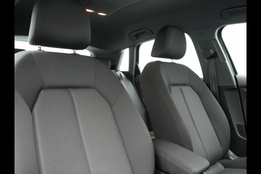 Audi A3 Sportback 30 TFSI Pro Line 111pk Dealer O.H | Cruise Control | Apple Carplay | Voorstoelen Verwarmd | Navigatie | Virtual | DAB |