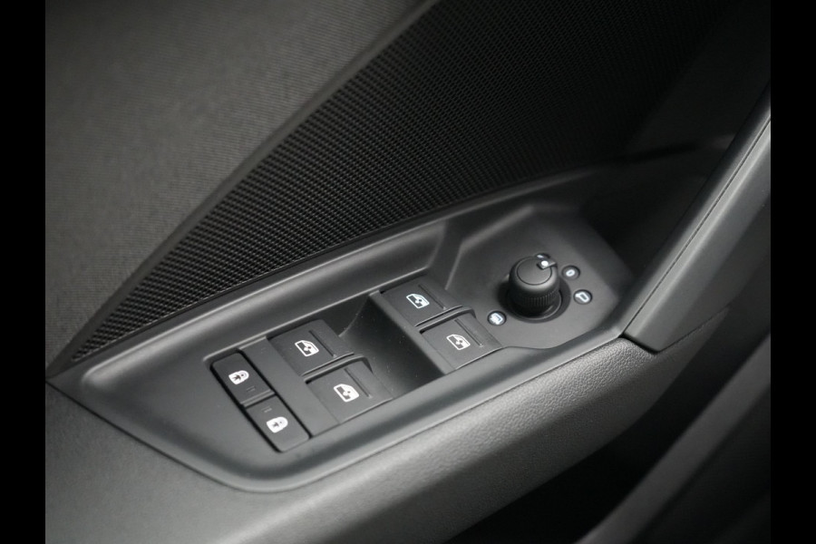 Audi A3 Sportback 30 TFSI Pro Line 111pk Dealer O.H | Cruise Control | Apple Carplay | Voorstoelen Verwarmd | Navigatie | Virtual | DAB |