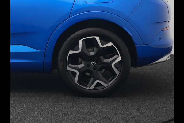 Opel Grandland 1.6 Turbo Ultimate Facelift Plug In Hybrid 224pk Dealer O.H PHEV | Adaptive Cruise | Standkachel | Lederen Sportstoelen Ventilatie & Memory | 360 Camera | Apple Carplay | Blis | Navigatie | Virtual | DAB |