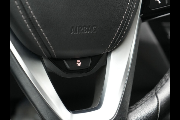 BMW 5 Serie Touring 530e High Executive Plug In Hybrid 292pk Dealer O.H PHEV | Trekhaak Af Fabriek | Head Up | Lederen Sportstoelen Memory & Verwarmd | Apple Carplay | Stuur Verwarmd | Sfeerverlichting | Cruise Control | Camera | Navigatie | Blis | DAB |