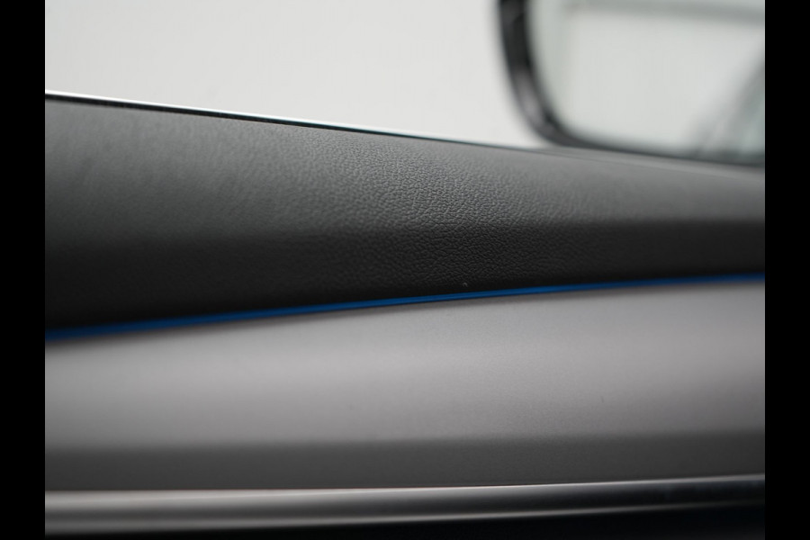 BMW 5 Serie Touring 530e High Executive Plug In Hybrid 292pk Dealer O.H PHEV | Trekhaak Af Fabriek | Head Up | Lederen Sportstoelen Memory & Verwarmd | Apple Carplay | Stuur Verwarmd | Sfeerverlichting | Cruise Control | Camera | Navigatie | Blis | DAB |