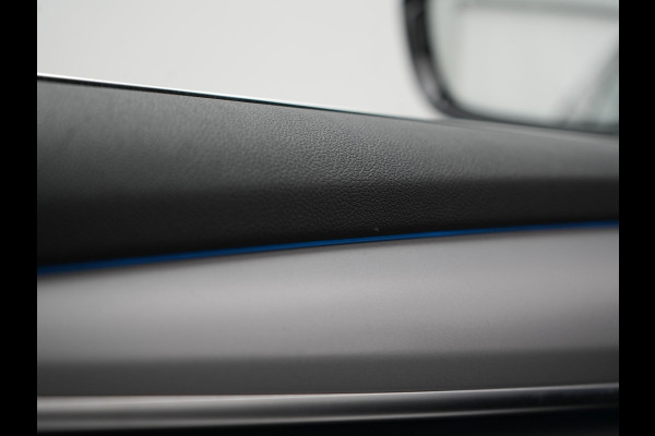 BMW 5 Serie Touring 530e High Executive Plug In Hybrid 292pk Dealer O.H PHEV | Trekhaak Af Fabriek | Head Up | Lederen Sportstoelen Memory & Verwarmd | Apple Carplay | Stuur Verwarmd | Sfeerverlichting | Cruise Control | Camera | Navigatie | Blis | DAB |