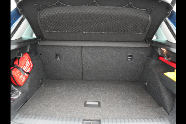 Škoda Kamiq 1.0 TSI Style 111pk Dealer O.H | Apple Carplay | Voorstoelen Verwarmd | Cruise Control | DAB | 17 "L.M |