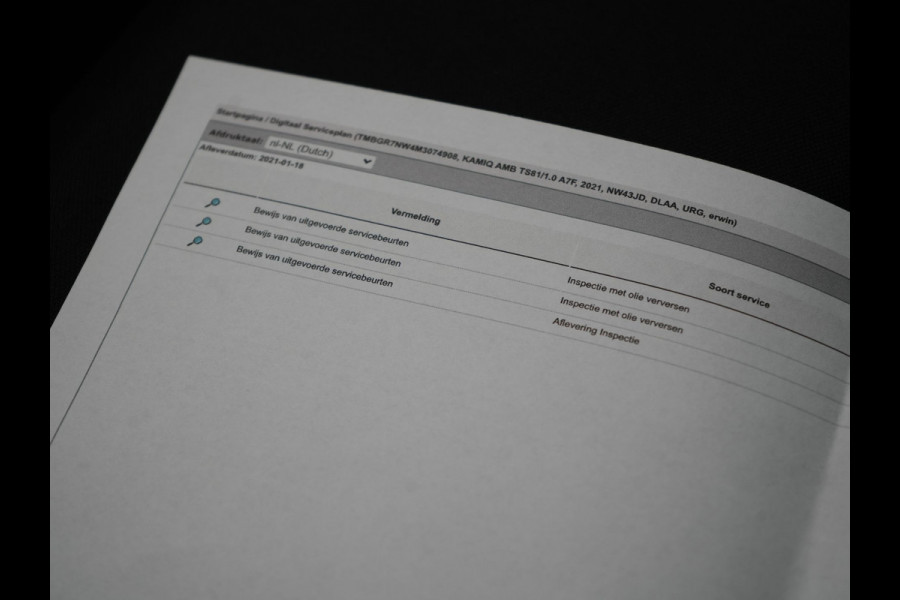 Škoda Kamiq 1.0 TSI Style 111pk Dealer O.H | Apple Carplay | Voorstoelen Verwarmd | Cruise Control | DAB | 17 "L.M |