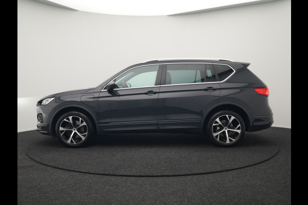 Seat Tarraco 1.4 TSI e-Hybrid FR Plug In Hybrid 245pk Dealer O.H PHEV | Adaptive Cruise | Alcantara Sportstoelen Memory & Verwarmd | 360 Camera | Apple Carplay | Stuur Verwarmd | Keyless | Blis | Navigatie | Virtual | DAB | 19 "L.M |