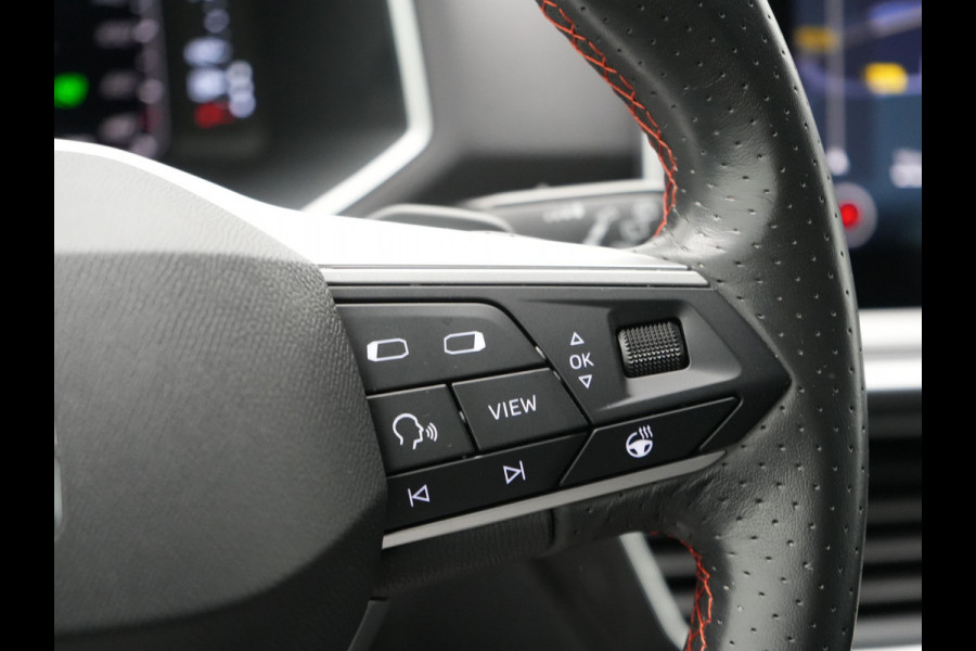 Seat Tarraco 1.4 TSI e-Hybrid FR Plug In Hybrid 245pk Dealer O.H PHEV | Adaptive Cruise | Alcantara Sportstoelen Memory & Verwarmd | 360 Camera | Apple Carplay | Stuur Verwarmd | Keyless | Blis | Navigatie | Virtual | DAB | 19 "L.M |