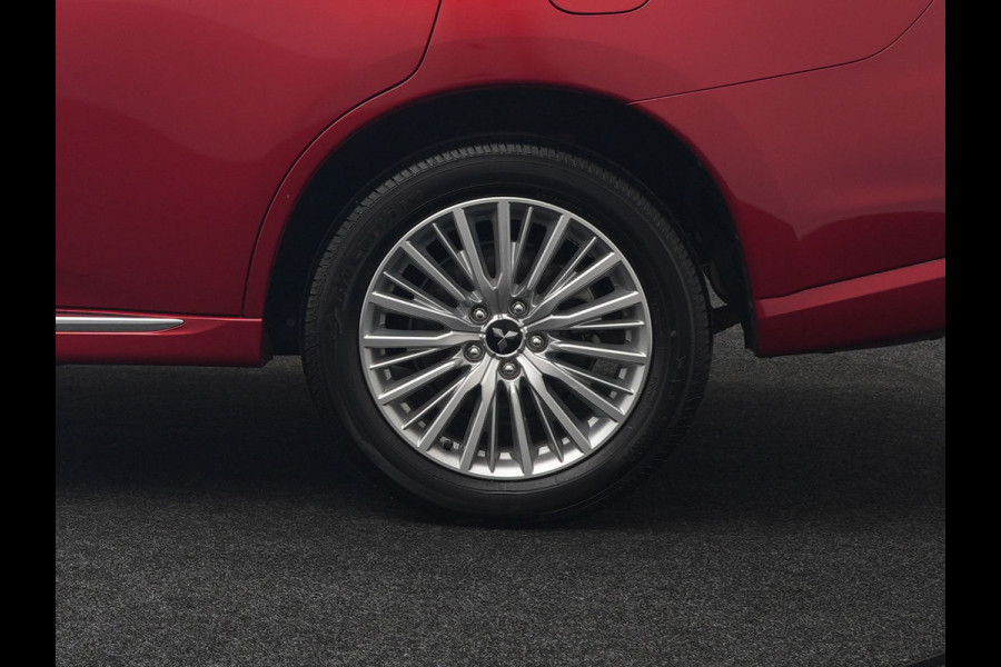 Mitsubishi Outlander 2.4 Intense+ Plug In Hybrid 225pk Dealer O.H PHEV | 360 Camera | Lederen Sportstoelen Verwarmd | Keyless | Navigatie | Stuur Verwarmd | Cruise Control | Blis | DAB |