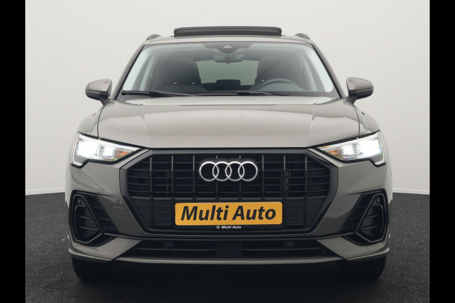 Audi Q3 45 TFSI e S Line Plug In Hybrid 245pk Dealer O.H PHEV | Trekhaak Af Fabriek | Panodak | Adaptive Cruise | Sportstoelen Verwarmd | Apple Carplay | Keyless | Navigatie | Virtual |  DAB |
