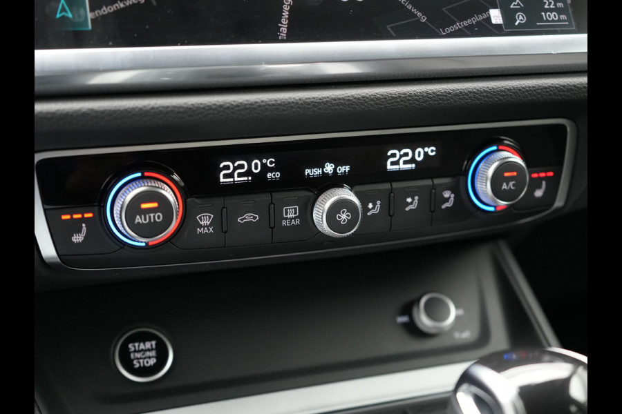 Audi Q3 45 TFSI e S Line Plug In Hybrid 245pk Dealer O.H PHEV | Trekhaak Af Fabriek | Panodak | Adaptive Cruise | Sportstoelen Verwarmd | Apple Carplay | Keyless | Navigatie | Virtual |  DAB |