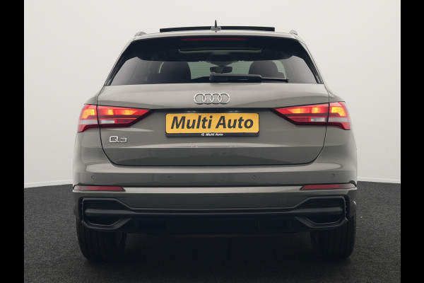 Audi Q3 45 TFSI e S Line Plug In Hybrid 245pk Dealer O.H PHEV | Trekhaak Af Fabriek | Panodak | Adaptive Cruise | Sportstoelen Verwarmd | Apple Carplay | Keyless | Navigatie | Virtual |  DAB |