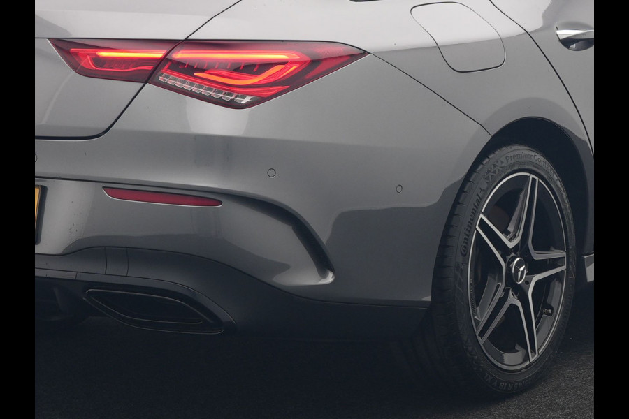 Mercedes-Benz CLA-Klasse Shooting Brake 250 e AMG Plug In Hybrid 218pk Dealer O.H PHEV | Trekhaak Af Fabriek | Panodak | Burmester Sound | Adaptive Cruise | Alcantara Sportstoelen Verwarmd | Sfeerverlichting | WideScreen | Navigatie |