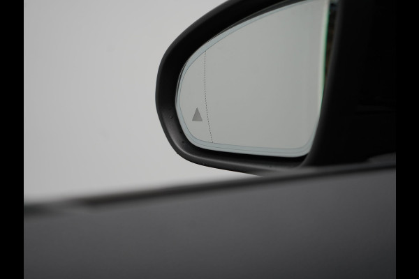 Mercedes-Benz CLA-Klasse Shooting Brake 250 e AMG Plug In Hybrid 218pk Dealer O.H PHEV | Trekhaak Af Fabriek | Panodak | Burmester Sound | Adaptive Cruise | Alcantara Sportstoelen Verwarmd | Sfeerverlichting | WideScreen | Navigatie |