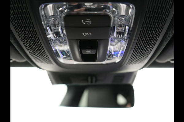 Mercedes-Benz CLA-Klasse Shooting Brake 250 e AMG Plug In Hybrid 218pk Dealer O.H PHEV | Trekhaak Af Fabriek | Panodak | Burmester Sound | Adaptive Cruise | Alcantara Sportstoelen Verwarmd | Sfeerverlichting | WideScreen | Navigatie |