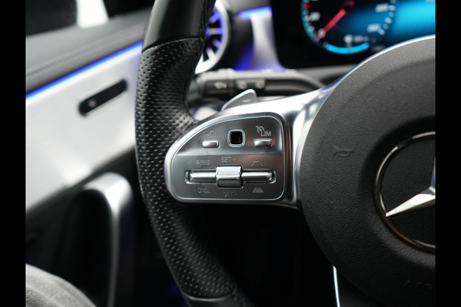 Mercedes-Benz CLA-Klasse Shooting Brake 250 e AMG Plug In Hybrid 218pk Dealer O.H PHEV | Trekhaak Af Fabriek | Panodak | Burmester Sound | Adaptive Cruise | Alcantara Sportstoelen Verwarmd | Sfeerverlichting | WideScreen | Navigatie |