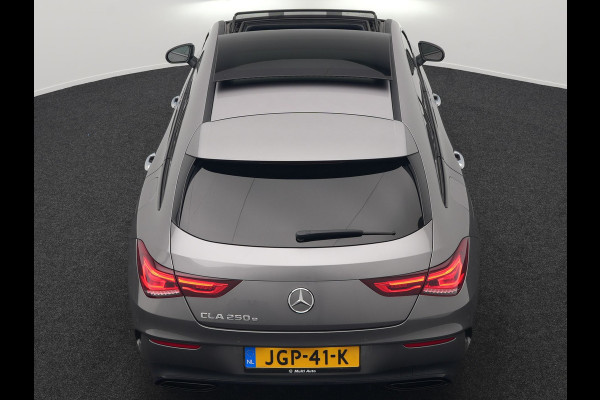 Mercedes-Benz CLA-Klasse Shooting Brake 250 e AMG Plug In Hybrid 218pk Dealer O.H PHEV | Trekhaak Af Fabriek | Panodak | Burmester Sound | Adaptive Cruise | Alcantara Sportstoelen Verwarmd | Sfeerverlichting | WideScreen | Navigatie |