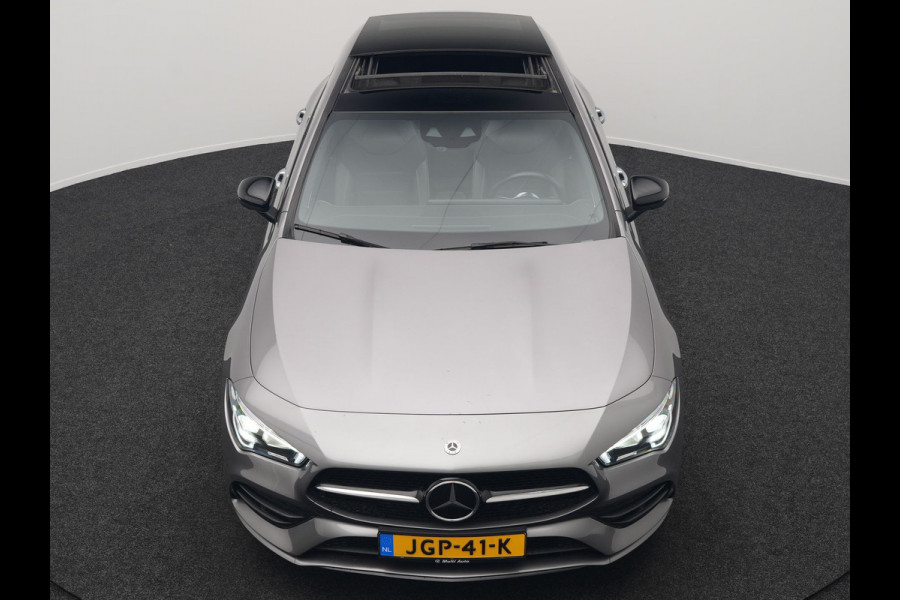 Mercedes-Benz CLA-Klasse Shooting Brake 250 e AMG Plug In Hybrid 218pk Dealer O.H PHEV | Trekhaak Af Fabriek | Panodak | Burmester Sound | Adaptive Cruise | Alcantara Sportstoelen Verwarmd | Sfeerverlichting | WideScreen | Navigatie |
