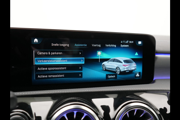 Mercedes-Benz CLA-Klasse Shooting Brake 250 e AMG Plug In Hybrid 218pk Dealer O.H PHEV | Trekhaak Af Fabriek | Panodak | Burmester Sound | Adaptive Cruise | Alcantara Sportstoelen Verwarmd | Sfeerverlichting | WideScreen | Navigatie |