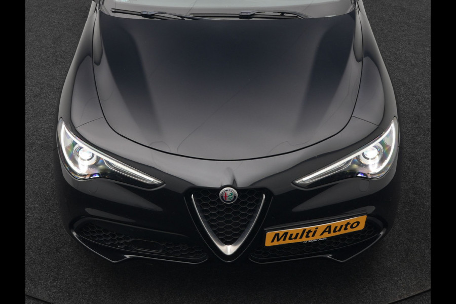 Alfa Romeo Stelvio 2.0 T AWD B-Tech Business Edition Automaat 200pk | Adaptive Cruise | Lederen Sportstoelen Memory & Verwarmd | Camera | Stuurwiel Verwarmd | Navigatie | DAB |