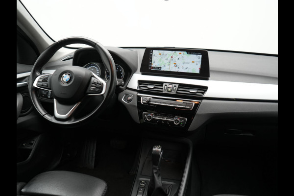 BMW X1 xDrive25e Sportline Plug In Hybrid 220pk Dealer O.H PHEV | Head Up | Cruise Control | Camera | Lederen Sportstoelen Verwarmd | Navigatie | Keyless | DAB |