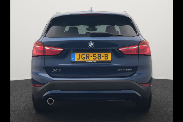 BMW X1 xDrive25e Sportline Plug In Hybrid 220pk Dealer O.H PHEV | Head Up | Cruise Control | Camera | Lederen Sportstoelen Verwarmd | Navigatie | Keyless | DAB |