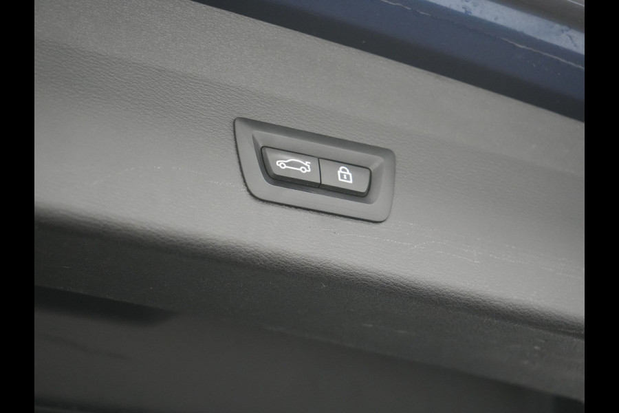 BMW X1 xDrive25e Sportline Plug In Hybrid 220pk Dealer O.H PHEV | Head Up | Cruise Control | Camera | Lederen Sportstoelen Verwarmd | Navigatie | Keyless | DAB |