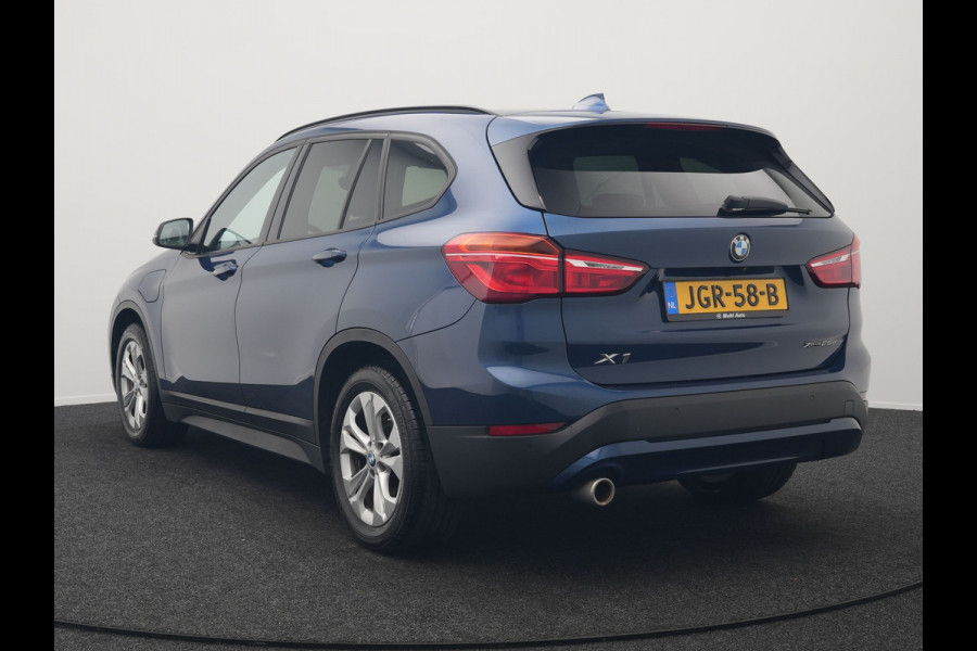 BMW X1 xDrive25e Sportline Plug In Hybrid 220pk Dealer O.H PHEV | Head Up | Cruise Control | Camera | Lederen Sportstoelen Verwarmd | Navigatie | Keyless | DAB |