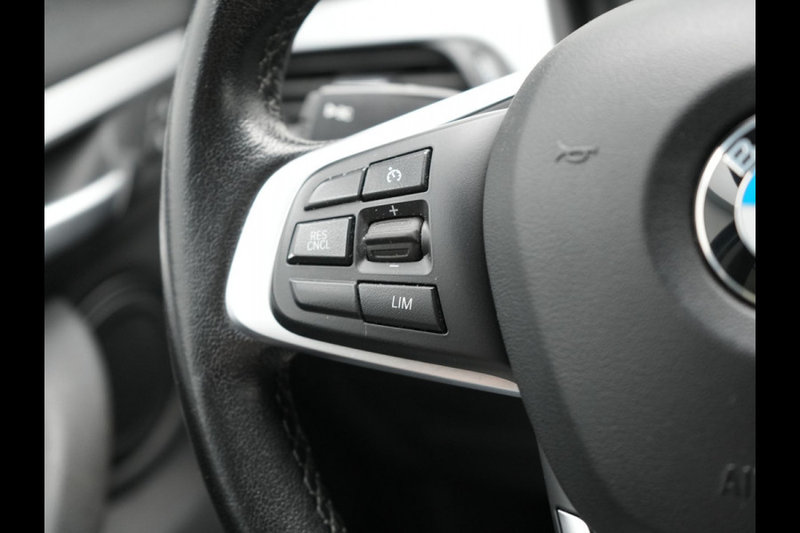 BMW X1 xDrive25e Sportline Plug In Hybrid 220pk Dealer O.H PHEV | Head Up | Cruise Control | Camera | Lederen Sportstoelen Verwarmd | Navigatie | Keyless | DAB |