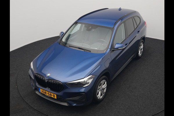BMW X1 xDrive25e Sportline Plug In Hybrid 220pk Dealer O.H PHEV | Head Up | Cruise Control | Camera | Lederen Sportstoelen Verwarmd | Navigatie | Keyless | DAB |