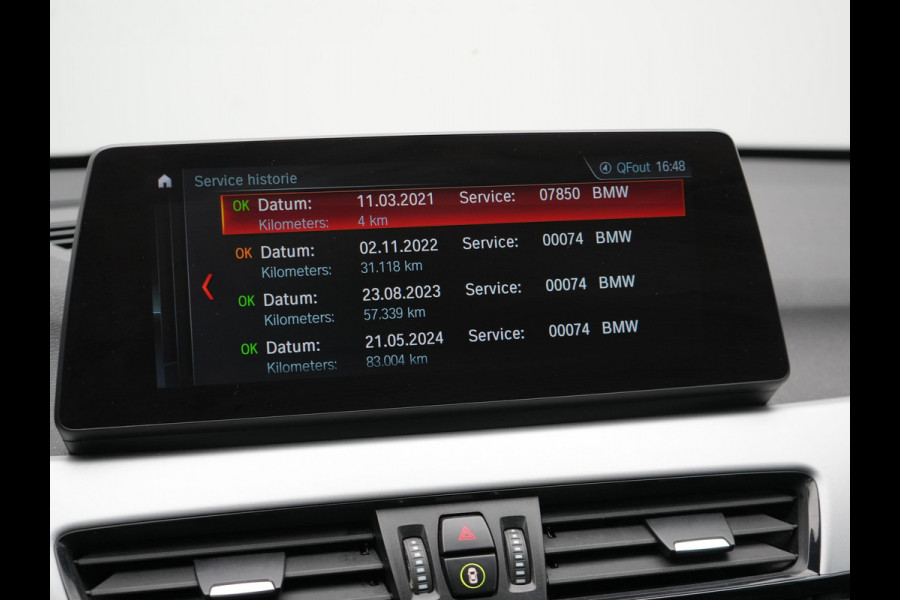 BMW X1 xDrive25e Sportline Plug In Hybrid 220pk Dealer O.H PHEV | Head Up | Cruise Control | Camera | Lederen Sportstoelen Verwarmd | Navigatie | Keyless | DAB |