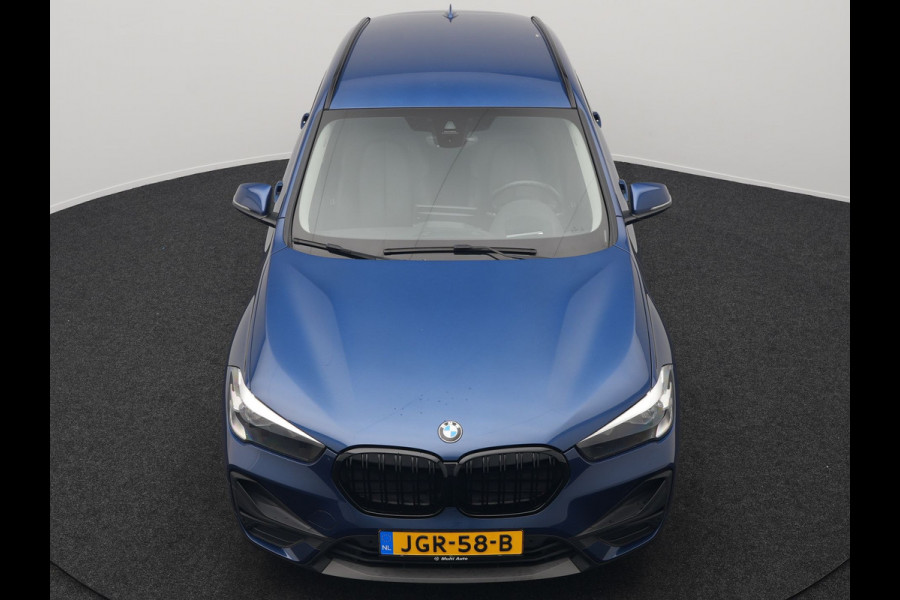 BMW X1 xDrive25e Sportline Plug In Hybrid 220pk Dealer O.H PHEV | Head Up | Cruise Control | Camera | Lederen Sportstoelen Verwarmd | Navigatie | Keyless | DAB |