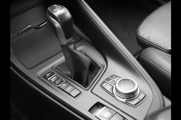 BMW X1 xDrive25e Sportline Plug In Hybrid 220pk Dealer O.H PHEV | Head Up | Cruise Control | Camera | Lederen Sportstoelen Verwarmd | Navigatie | Keyless | DAB |