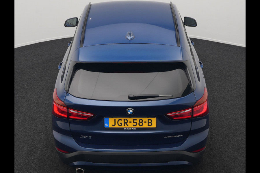 BMW X1 xDrive25e Sportline Plug In Hybrid 220pk Dealer O.H PHEV | Head Up | Cruise Control | Camera | Lederen Sportstoelen Verwarmd | Navigatie | Keyless | DAB |