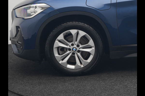 BMW X1 xDrive25e Sportline Plug In Hybrid 220pk Dealer O.H PHEV | Head Up | Cruise Control | Camera | Lederen Sportstoelen Verwarmd | Navigatie | Keyless | DAB |