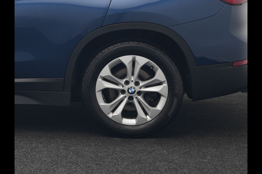 BMW X1 xDrive25e Sportline Plug In Hybrid 220pk Dealer O.H PHEV | Head Up | Cruise Control | Camera | Lederen Sportstoelen Verwarmd | Navigatie | Keyless | DAB |