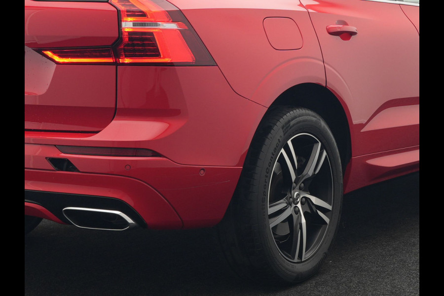Volvo XC60 T8 Twin Engine AWD R-Design Plug in Hybrid 391pk PHEV | Trekhaak af Fabriek | Panodak | Pilot Assist | Adaptive Cruise | 360 Camera | Carplay | Keyless |
