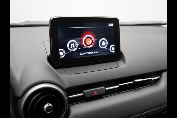 Mazda CX-3 2.0 SkyActiv-G 121 Comfort Dealer O.H | Trekhaak Afneembaar | Apple Carplay | Sportstoelen Verwarmd | Cruise Control |  Laneassist | Climate Control |