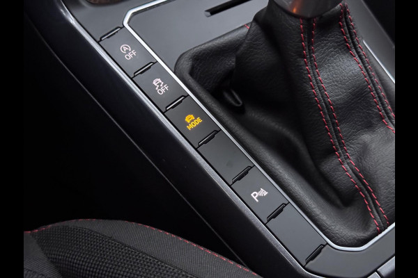 Volkswagen Polo 2.0 TSI GTI Xenon/Virtual/AppleCarPlay/Acc