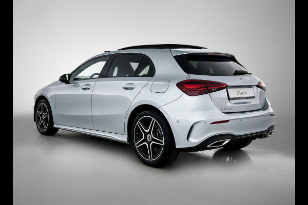 Mercedes-Benz A-Klasse 250 e Business Solution AMG | Nightpakket | Panoramaschuifdak | Multibeam LED | Stoelverwarming voor | Smartphone integratie | KEYLESS GO | Extra USB-poorten |