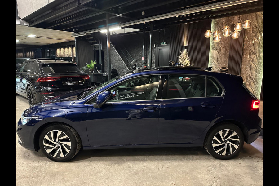 Volkswagen Golf 1.4 eHybrid|PANO|HEAD UP|MEMORY|FULL OPTIONS