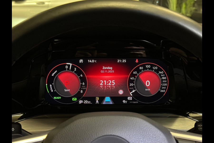 Volkswagen Golf 1.4 eHybrid|PANO|HEAD UP|MEMORY|FULL OPTIONS