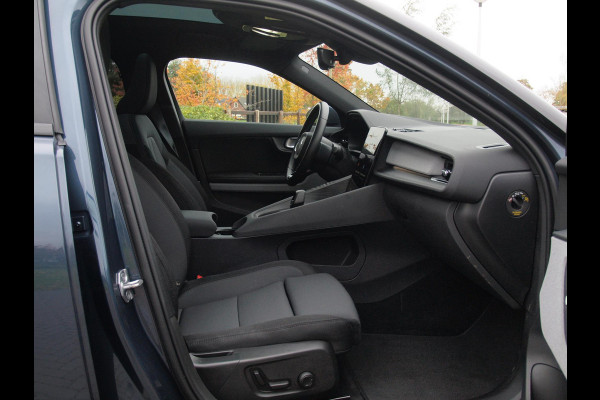 Polestar 2 Long Range Dual Motor Launch Edition 78kWh | Trekhaak | Panoramadak | Harman Kardon | Privacy glas |