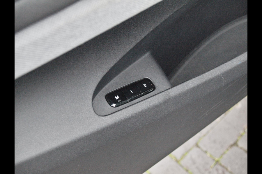 Polestar 2 Long Range Dual Motor Launch Edition 78kWh | Trekhaak | Panoramadak | Harman Kardon | Privacy glas |