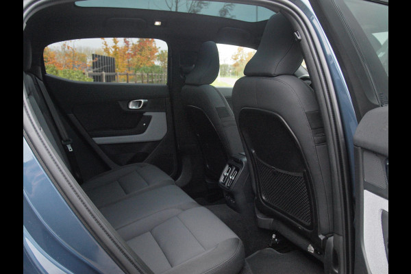 Polestar 2 Long Range Dual Motor Launch Edition 78kWh | Trekhaak | Panoramadak | Harman Kardon | Privacy glas |