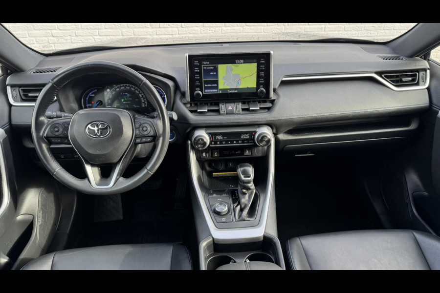 Toyota RAV4 2.5 Hybrid AWD Bi-Tone Adaptive cruise Climate control LED Apple / Android Draadloos telefoonladen Achteruitrijcamera